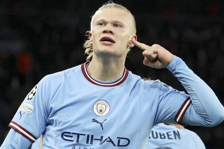 Top 10 Best Premier League Strikers Right Now
