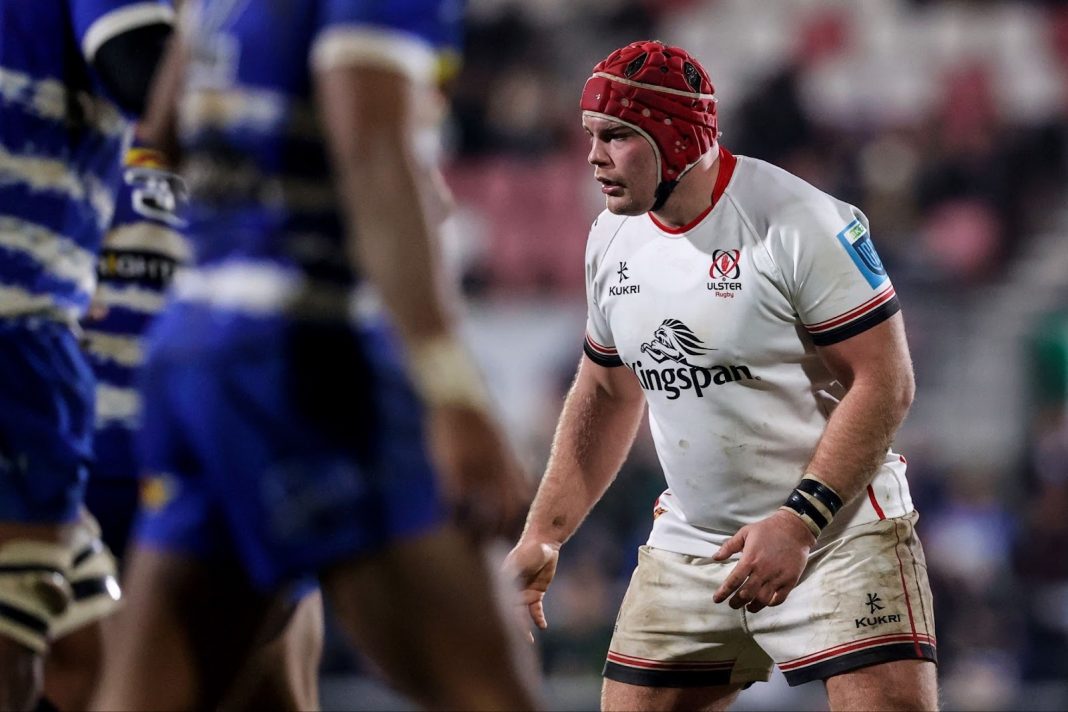 A photo of Ulster Rugby player waiting to receive a pass